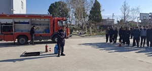 Yangın anı okulda tatbikatla canlandırıldı