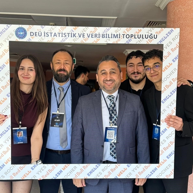 Genç veri bilimciler DATAFEST'te sektörün uzman isimleriyle buluştu