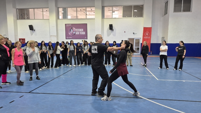 Bodrum'da kadınlara savunma eğitimi: "4 hareket bile hayat kurtarabilir"