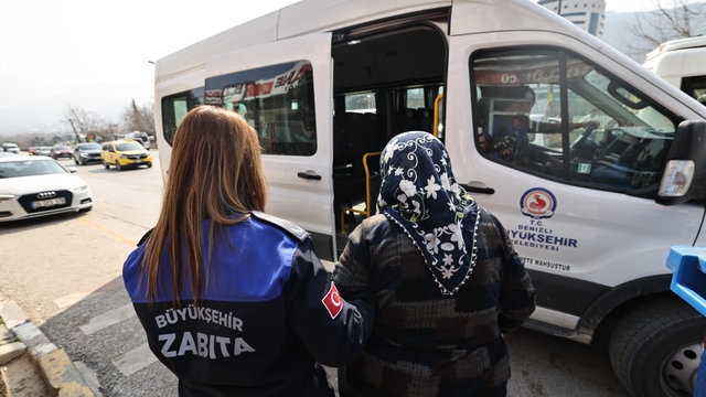 Denizli'de yapılan operasyonda çok sayıda dilenciye yasal işlemde uygulandı