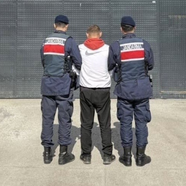 Bafra'da 17 yıl hapis cezasıyla aranan şahıs yakalandı