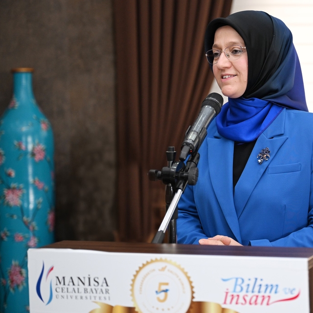 Üniversitedeki kadın çalışanlar aynı sofrada