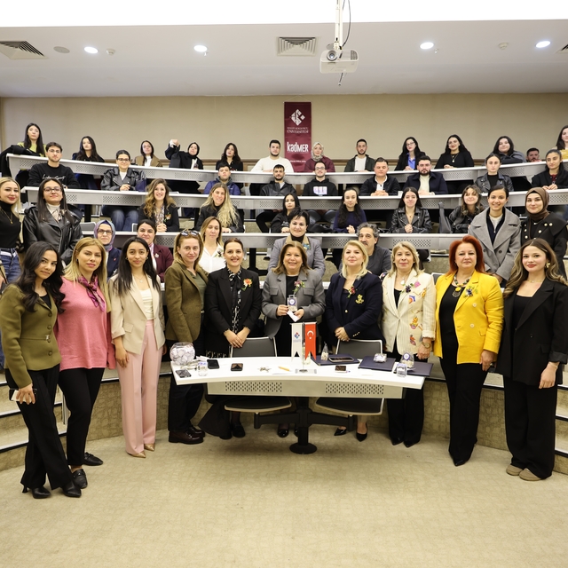 HKÜ'de "4. İlham Veren Kadınlar Buluşması" gerçekleştirildi