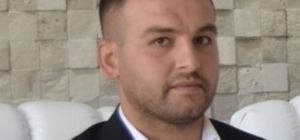 Polis memuru yatağında ölü bulundu