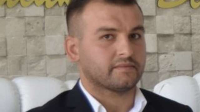 Polis memuru yatağında ölü bulundu