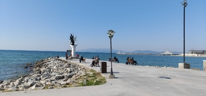 Kuşadası, Mart ayında yazı yaşadı