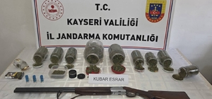 Kayseri'de 915 gram uyuşturucu madde ele geçirildi