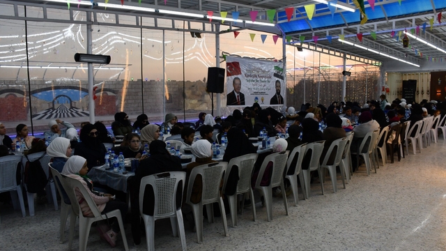 Kardeş şehir Şam'da iftar sofraları kuruldu