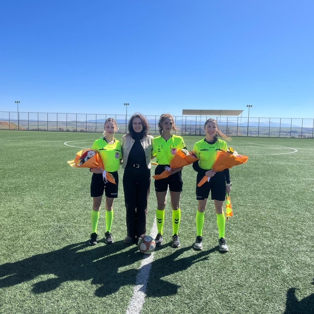 Başkan Yalım ve ekibi tüm gün çeşitli etkinliklerde vatandaşla bir araya ge...