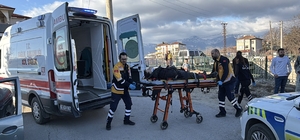 Erbaa'da motosiklet ile otomobil çarpıştı: 2 yaralı