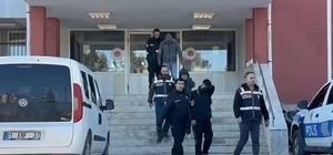 Polisten kaçan araç kaza yaptı: 3 kişi tutuklandı Çok sayıda uyuşturucu hap bulunan aracın sürücüsüne 280 bin TL ceza yazıldı