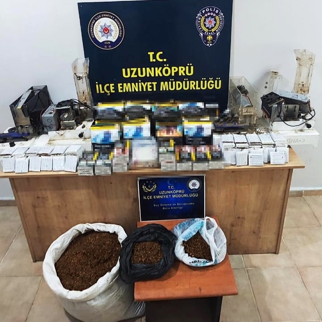 Edirne'de çok sayıda makaron ve kaçak tütün ele geçirildi