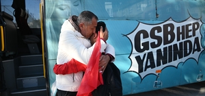 Katar'da mahsur kalan Türk sporcular memleketine döndü