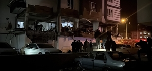 Niğde'de bir apartmandaki doğal gaz patlamasında 12 kişi yaralandı