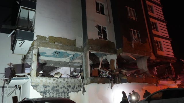 Niğde'deki doğal gaz patlamasında yaralı sayısı 16'ya yükseldi