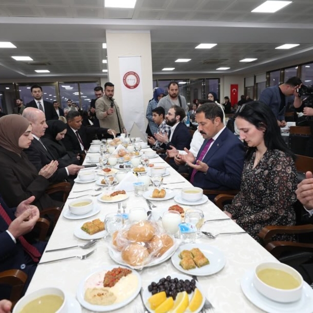 TÜGVA'dan MKÜ'de 'kampüs iftarı' programı