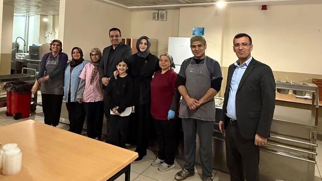 Kaymakam Dalak çğrencilerle birlikte iftar açtı