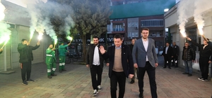 Emek’te gönüller aynı iftar sofrasında buluştu Başkan Aydın’dan emek mahallesi’nde birlik ve beraberlik mesajı