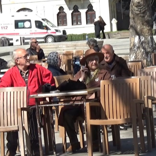 Gençler kaçıyor, emekliler yerleşiyor: Sinop'ta çalışan sayısı, emeklilerin...