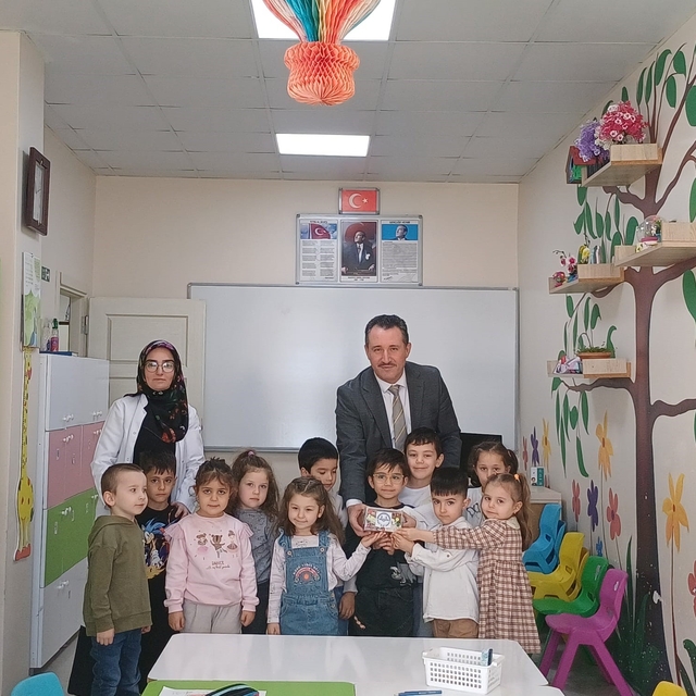 Bilecikli miniklerden Filistinli kardeşlerine yardım eli