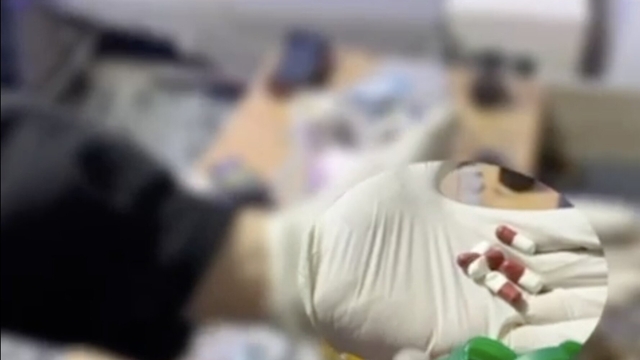 Deşifre olmamak için uyuşturucuyu aynı evde satıp kullandırmışlar