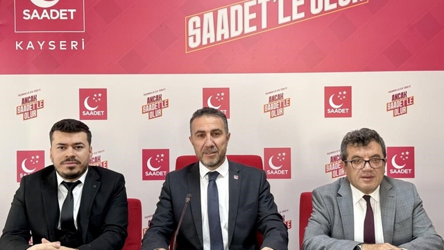 Altun: "Önümüzdeki yılı seçim yılı diye düşünüyoruz"
Saadet Partisi Kayseri İl Başkanı Erdal Altun:
"5 milyonu aşmış bir ev genci tehlikesi var"