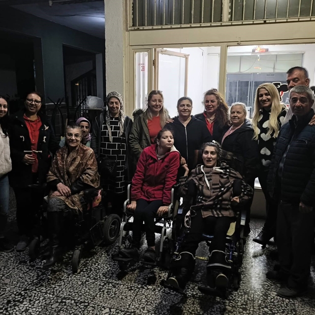 Aydın Engelliler Spor Kulübü üyeleri ve aileleri iftarda buluştu
