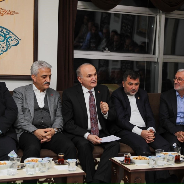 Faruk Özlü savunma sanayiinin dünü ve bugününü anlattı
Dr. Özlü "Savunma ha...