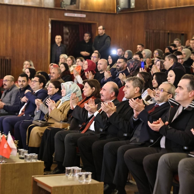 Çorum'da musiki sınıfı öğrencileri "Maarifin Kalbinde Ramazan" programında...