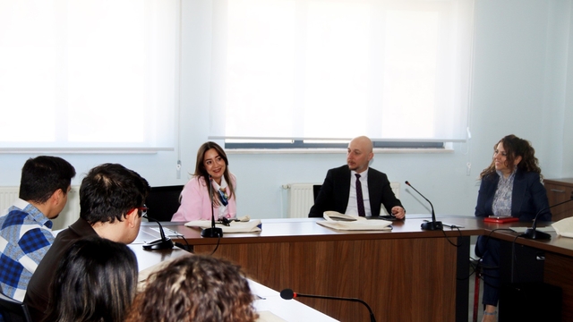 DPÜ Öğrencileri Kütahya OSB'de