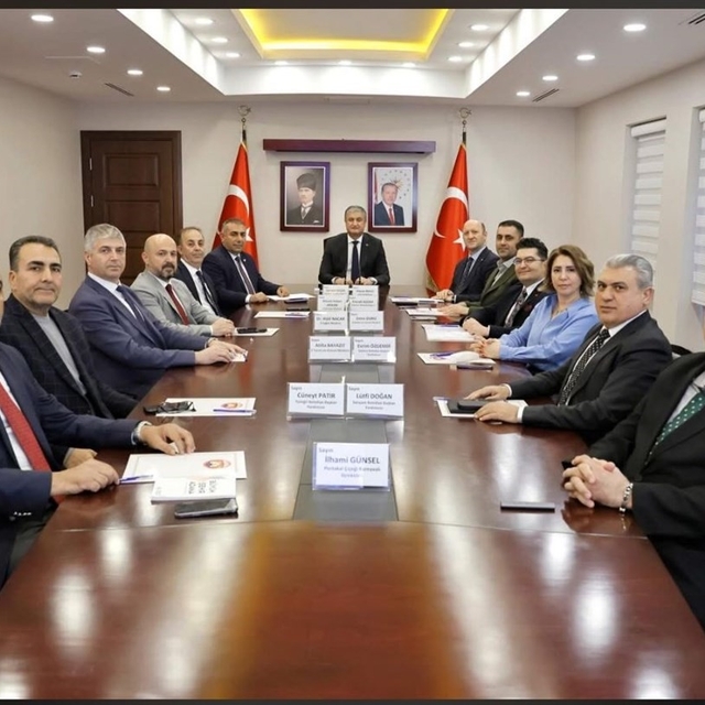 Uluslararası Adana Portakal Çiçeği Karnavalı hazırlıkları değerlendirildi