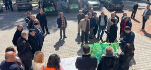 Antalya Büyükşehir Belediyesi'nden üreticilere bordo bulamacı desteği