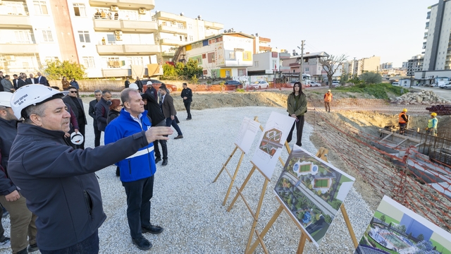 Başkan Seçer: "Spor Park Tarsus Yerleşkesi'ni Mayıs ayı sonuna kadar bitireceğiz"