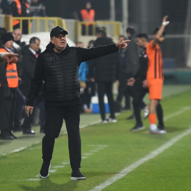 İzmir Çoruhlu FK'da teknik değişim