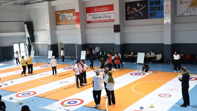Elazığ, Floor Curling gençler grup müsabakalarına ev sahipliği yaptı