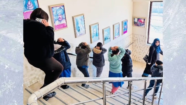 Yunak'taki okullarda deprem tahliye tatbikatı gerçekleştirildi