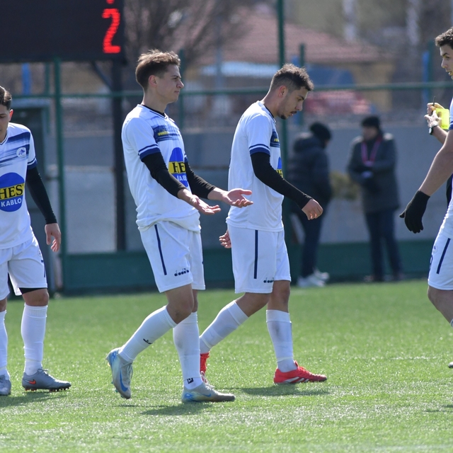 Hacılar Erciyesspor 3 puanı 3 golle aldı