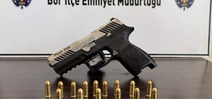 Niğde Bor'da silah ve çalıntı motosiklet ele geçirildi