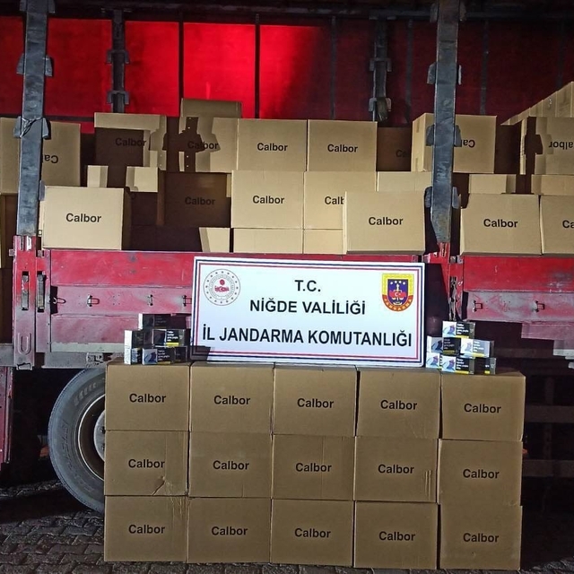 Niğde'de 8 milyon 800 bin kaçak sigara ele geçirildi