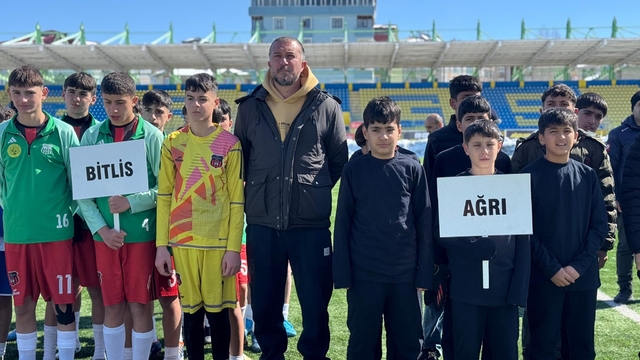 Ağrı'da futbol heyecanı başladı