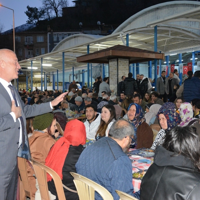 Ramazan'ın bereketi Babadağ'da paylaşıldı