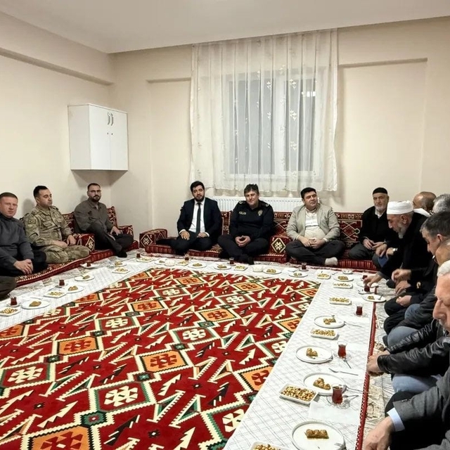 Karakoçan'da emekli din görevlileri unutulmadı