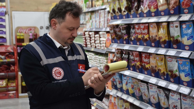 İzmir'de ramazan ayında fahiş fiyat denetimleri sürüyor