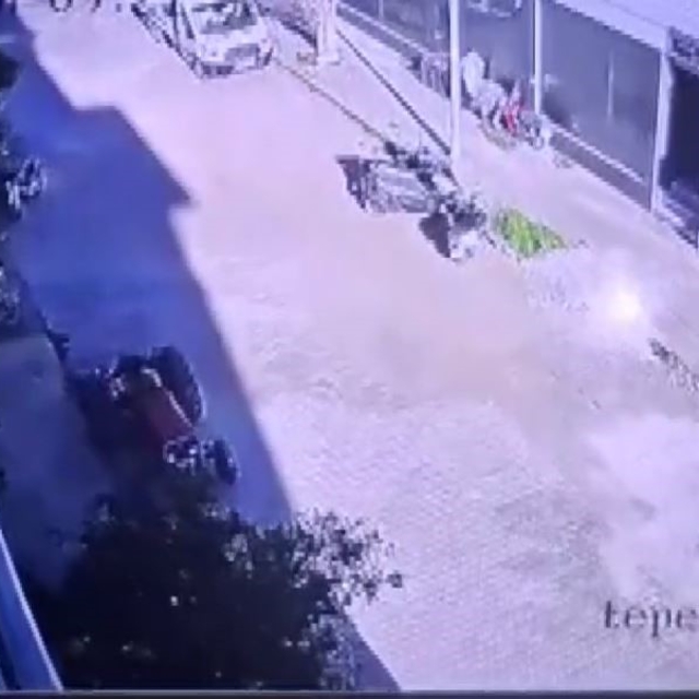 Buldan'daki 5.1'lik deprem ve artçı sarsıntılar güvenlik kamerasına yansıdı