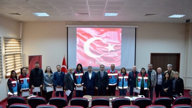 Bayındır Sosyal Yardımlaşma Vakfı, çalışma performansı ile İzmir'de birinci oldu