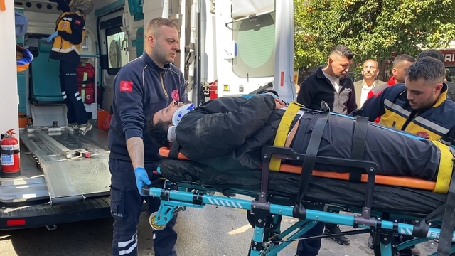 Aydın'da otomobille çarpışan motosikletli yaralandı