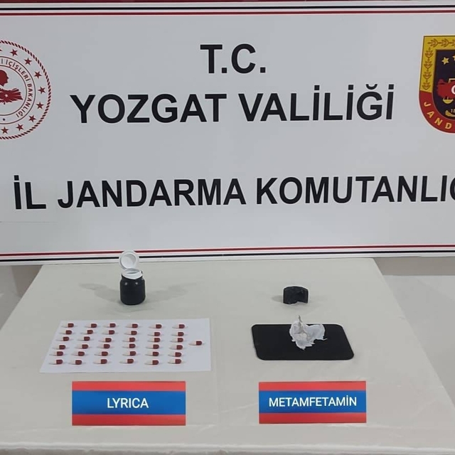 Yozgat'ta sentetik ecza hap ve metamfetamin ele geçirildi