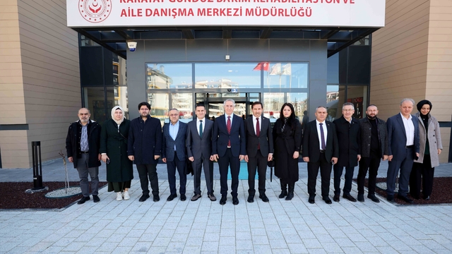 AK Parti heyeti Karatay'da yatırımları inceledi
