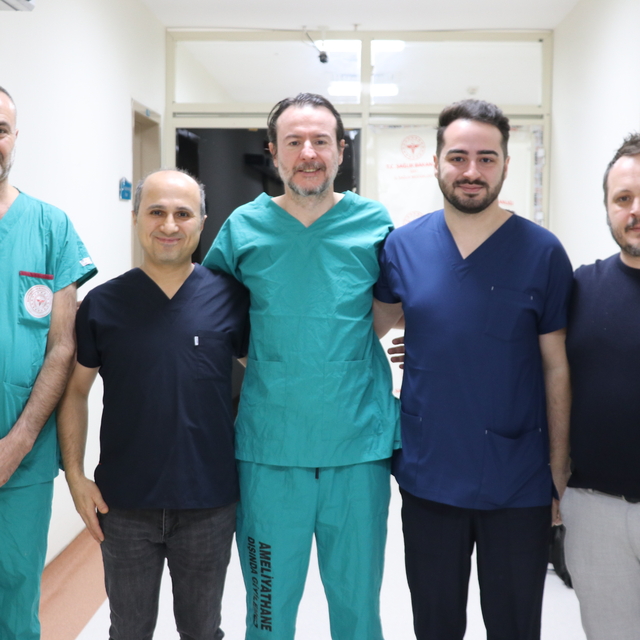 Siirt'te 5 hastanın kapalı kalp damarları açıldı