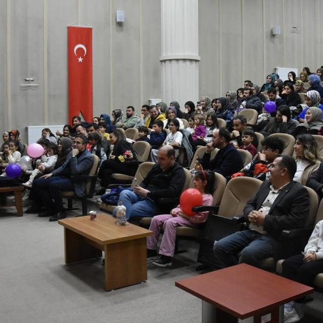 Karagöz ile Hacivat'a yoğun ilgi